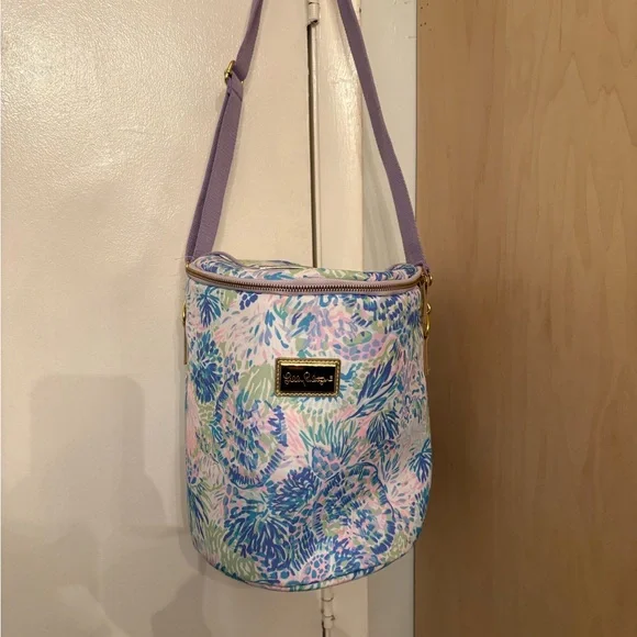 Lilly Pulitzer Purple and Blue Cooler Bag with Floral Design - Picture 1 of 6